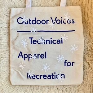 ❄️🧢 Outdoor Voices Winter Tote 🧢❄️